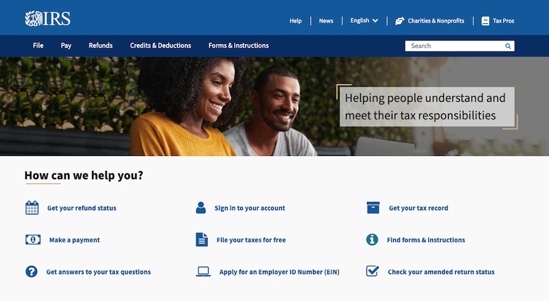 A smiling man and woman sit together in front of a laptop on the IRS homepage. The navigation menu at the top includes options like File, Pay, Refunds, and Credits & Deductions. The main section offers services such as getting refund status, making a payment, and account sign-in—writing clear text links for improved website accessibility.